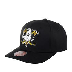 Бейсболка унисекс MITCHELL NESS HHSS5370-ADUYYPPPBLCK черная one size Mitchell&Ness