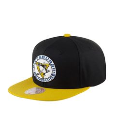 Бейсболка унисекс MITCHELL NESS HHSS5367-PPEYYPPPBKYW черная one size Mitchell&Ness