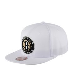 Бейсболка унисекс MITCHELL NESS HHSS5742-BNEYYPPPWHIT белая one size Mitchell&Ness