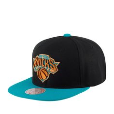 Бейсболка унисекс MITCHELL NESS HHSS5740-NYKYYPPPBKTL черная one size Mitchell&Ness