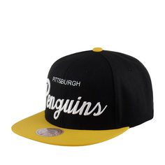 Бейсболка унисекс MITCHELL NESS 6HSSSH22086-PPEBLCK Pittsburgh Penguins NHL черная Mitchell&Ness
