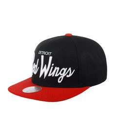 Бейсболка унисекс MITCHELL NESS 6HSSSH22086-DRWBLCK черная one size Mitchell&Ness