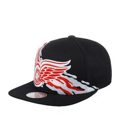 Бейсболка унисекс MITCHELL NESS 6HSSSH22087-DRWBLCK черная one size Mitchell&Ness