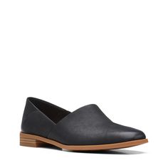 Туфли женские Clarks 26167799 черные 38.5 EU