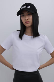 Топ женский Incity 1.1.1.24.01.03.01911 белый M