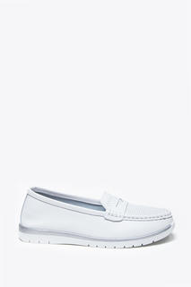 Лоферы женские Tofa 504991-5 белые 38 RU ТОФА