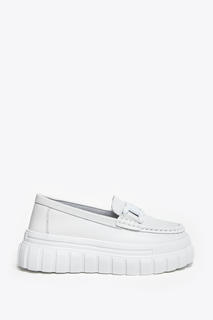 Лоферы женские Tofa 502410-5 белые 39 RU ТОФА