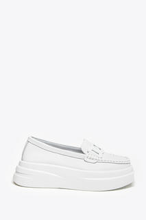 Лоферы женские Tofa 506858-5 белые 36 RU ТОФА