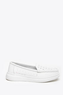 Лоферы женские Tofa D22003 белые 40 RU ТОФА