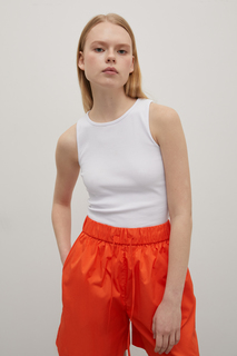 Майка женская Finn Flare BAS-100112 белая XS