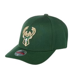 Бейсболка унисекс MITCHELL NESS HHSS3257-MBUYYPPPGREN Milwaukee Bucks NBA зеленая Mitchell&Ness