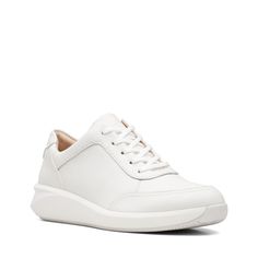 Кроссовки женские Clarks 26167811 белые 41 EU