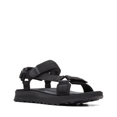 Сандалии женские Clarks 26170578 черные 38 EU
