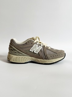 Кроссовки унисекс New Balance 1906r бежевые 10 US