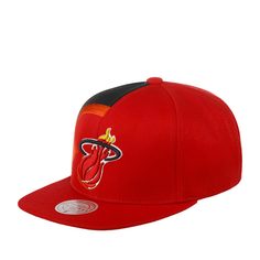 Бейсболка унисекс MITCHELL NESS HHSS2992-MHEYYPPPRED1 красная one size Mitchell&Ness