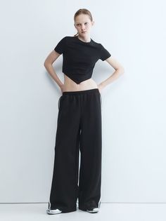 Футболка женская Befree 2422120006-50 черная L/XL