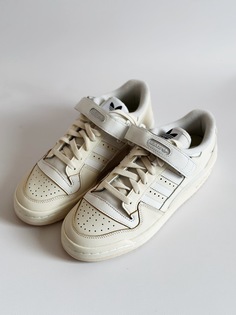 Кеды унисекс Adidas Forum 84 бежевые 4.5 UK