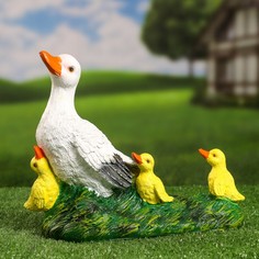 Садовая фигура Хорошие сувениры Утка с утятами 9567809 24х28см