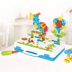 Конструктор с шуруповертом развивающий JOIE HOME 251 дет.