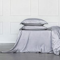 Простыня Bellehome Shiny евро Crystal 300 ТС 200х220 тенсель
