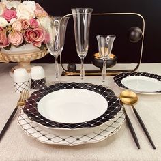 Обеденный сервиз Lenardi тарелки, салатники, блюдо на 6 персон 20 предметов
