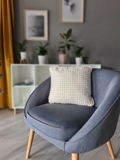 Декоративная подушка Linen Way 43х43 из плюша со съёмным чехлом светло-серый