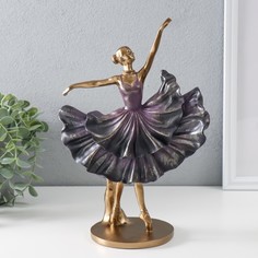 Сувенир полистоун Балерина в фиолетовом платье с рюшами бронза 205х115х295 см No Brand