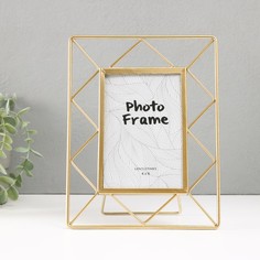 Фоторамка металл на 1 фото 10х15 см Лофт Треугольники золото 18х1х22 см No Brand