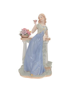 Фигурка декоративная Remecoclub Девушка, фарфоровая, 33,5x19x12,5 см