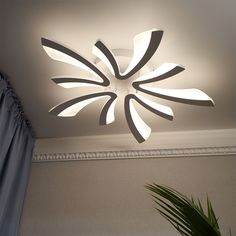 Люстра потолочная светодиодная Лотос с пультом No Brand