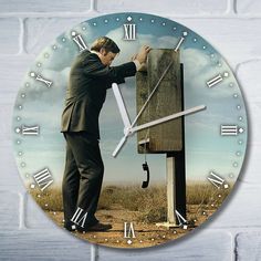 Настенные часы Бруталити сериал Лучше звоните Солу - 10450