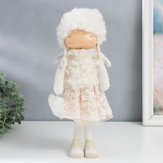 Кукла интерьерная Девочка в кружевной юбочке с сердцем 18х13х39 см No Brand