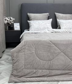 Комплект с одеялами KAZANOV.A Жадор бежевое серебро , семейный Kazanov.A.