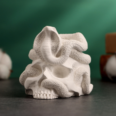 Подсвечник Хорошие сувениры Змея на черепе, 9х8х8см