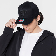 Кепка Logo Classic Chicago Bulls Mitchell AND Ness