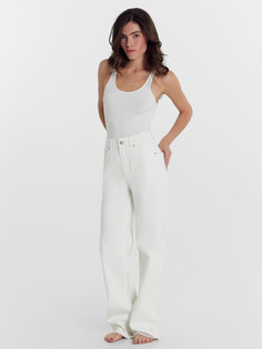Брюки женские джинсовые wide leg fit молочные Mark Formelle