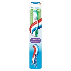 Зубная щетка Aquafresh "Standard" в ассортименте