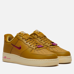 Женские кроссовки Nike Wmns Air Force 1 07 SE, цвет жёлтый, размер 36.5 EU