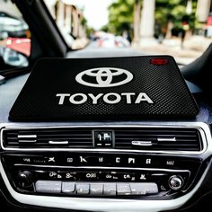 Коврик на торпедо Toyota Нет бренда