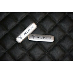 Логотип (шильдик) на автомобильный коврик с маркой автомобиля Voyah / Воя PRO Kovrik