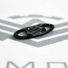 Эмблема "Ладья" на руль нового образца (черный лак) Лада Приора 2, Калина 2, Гранта Нет бренда