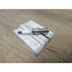 PE5R18110 MAZDA Свеча зажигания