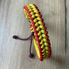 Плетеный браслет, 1 шт., размер 17 см, размер S, диаметр 7 см, желтый, красный Нет бренда