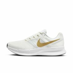 Кроссовки NIKE Run Swift 3, полнота F (EU)/ на среднюю стопу, размер 7 US, белый