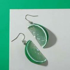 Серьги Queen Fair, размер 45 мм, зеленый