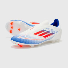 Бутсы adidas, размер 8 UK, белый
