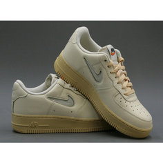 Кроссовки NIKE Air Force 1 07 LX, полнота D, размер 7.5 US / 38.5 EUR, Coconut Milk