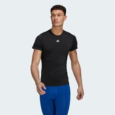 Футболка adidas Techfit Training, размер MT, black