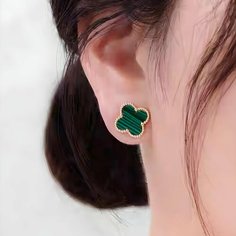 Серьги пусеты ROYAL JASMINE, искусственный камень, размер 14 мм, зеленый в золоте