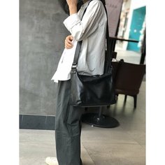 Сумка кросс-боди , фактура гладкая, черная Диобаза